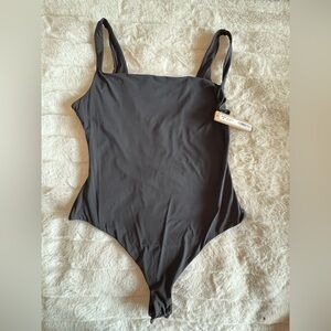 SKIMS Fits Everybody Square Neck Bodysuit